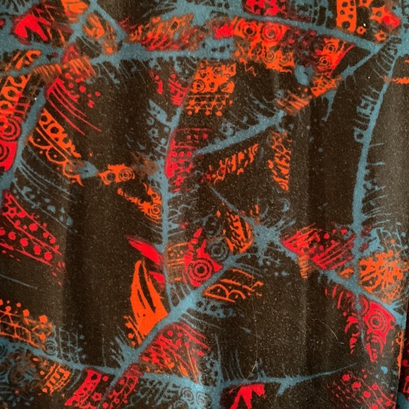 3 Pair of LuLaRoe Tall & Curvy Leggings - Picture 7 of 8